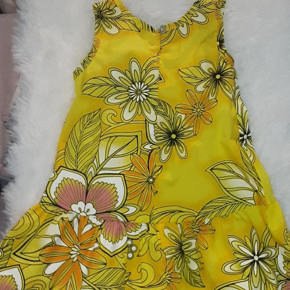 Dress - Picture 4 of 6